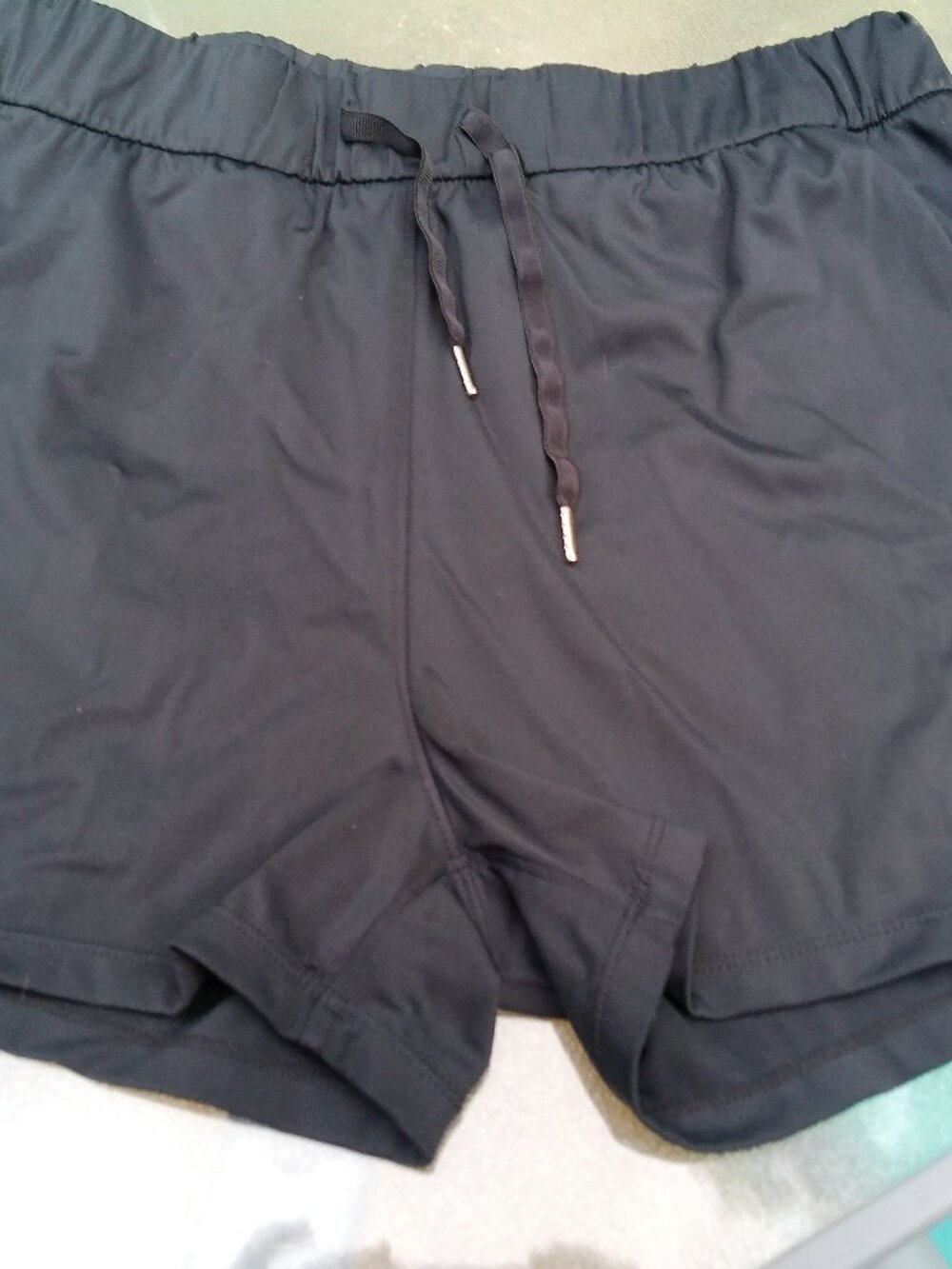 WIL LIT SIZE LARGE BLACK PULL ON SHORTS GOOD CONDITION